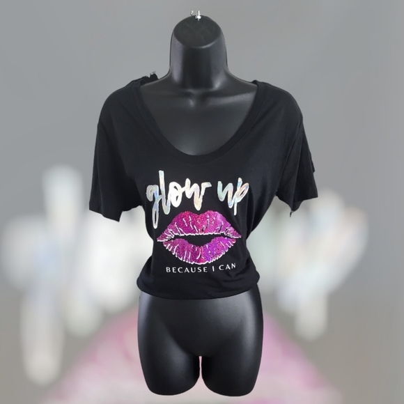 Scoop Neck T-Shirt - Picture 3 of 7